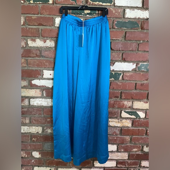 SHOW ME YOUR MUMU irwin pants in blue  luxe satin size 2X - Picture 7 of 8
